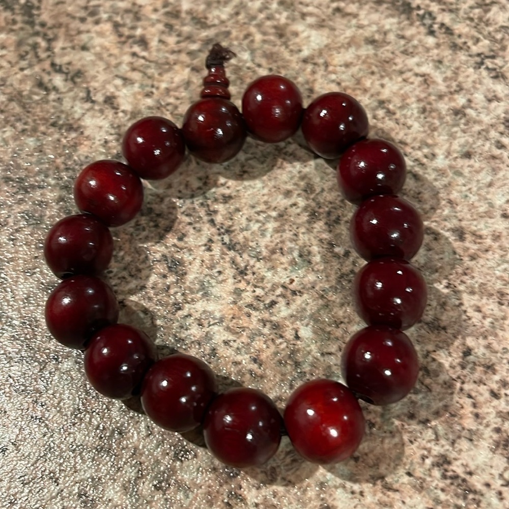 Bracelet mahogany wood